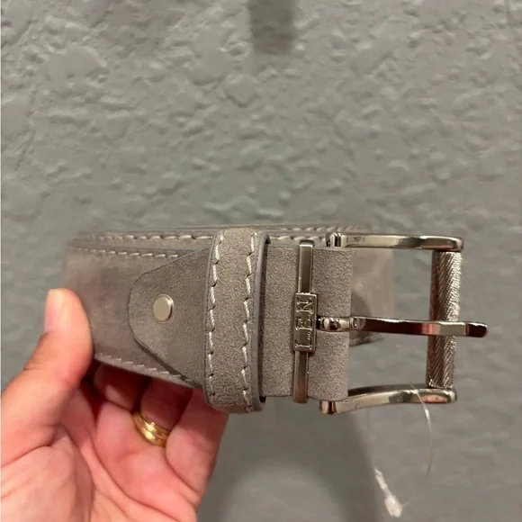 L.E.N suede belt